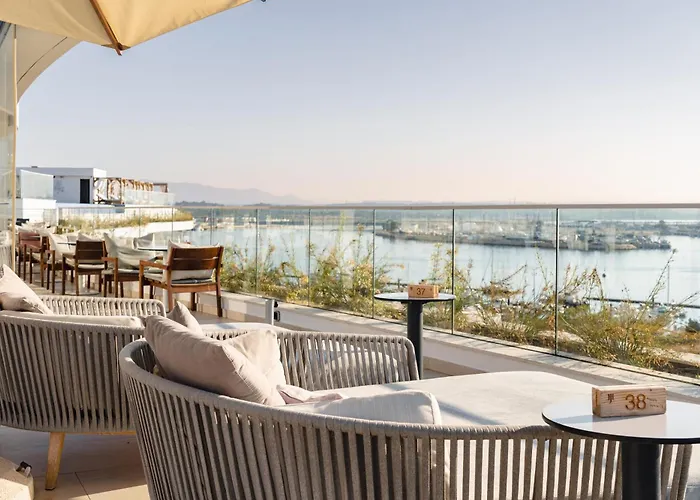 Jupiter Marina - Couples & (adults Only) Отель Портиман