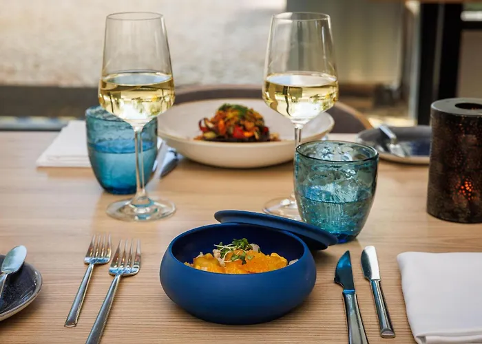 Jupiter Marina - Couples & (adults Only) Отель