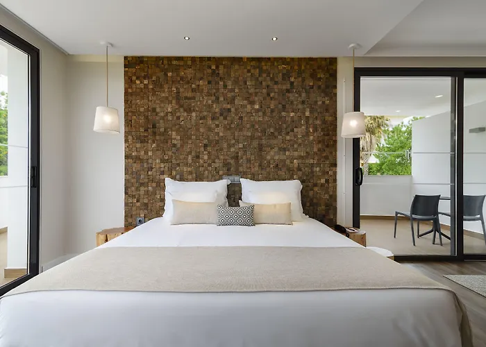 Jupiter Marina - Couples & (adults Only) Портиман