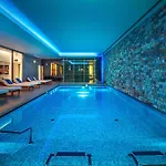 Jupiter Marina - Couples & (adults Only) 4* ポルティマン
