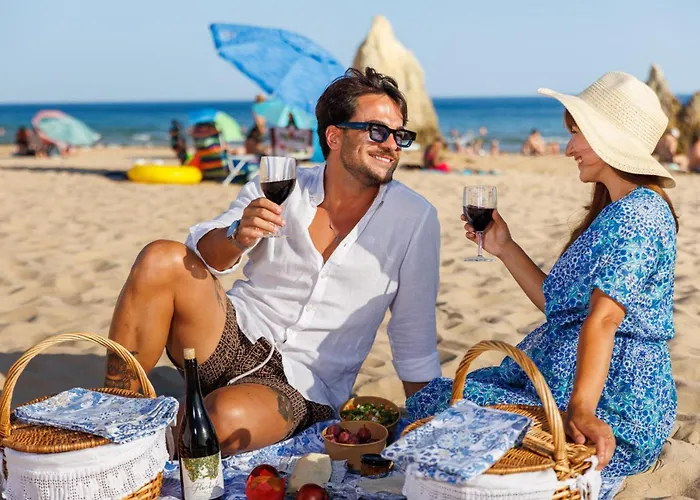 Готель Jupiter Marina - Couples & (adults Only)