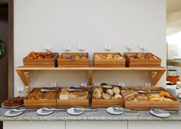 Jupiter Marina - Couples & (adults Only) Портіман