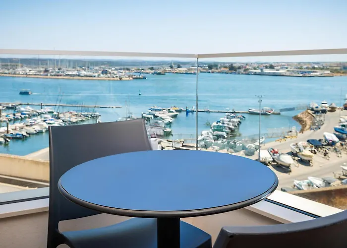 Готель Jupiter Marina - Couples & (adults Only)