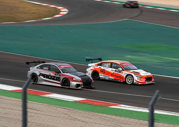 Jupiter Marina - Couples & (adults Only)