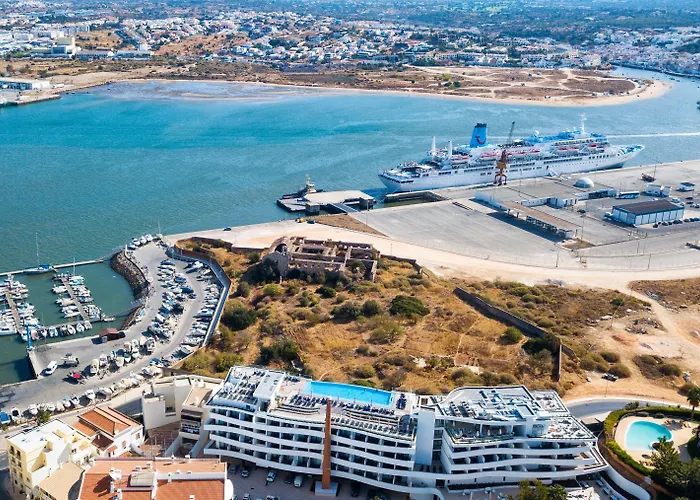 Jupiter Marina - Couples & (adults Only)